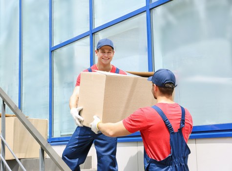 Local man and van moving service for Holland Park residential streets
