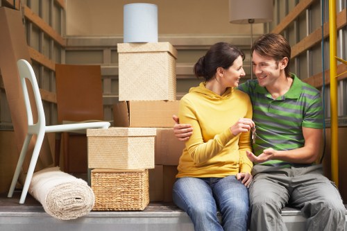 Local moving support in Holland Park for furniture and personal belongings